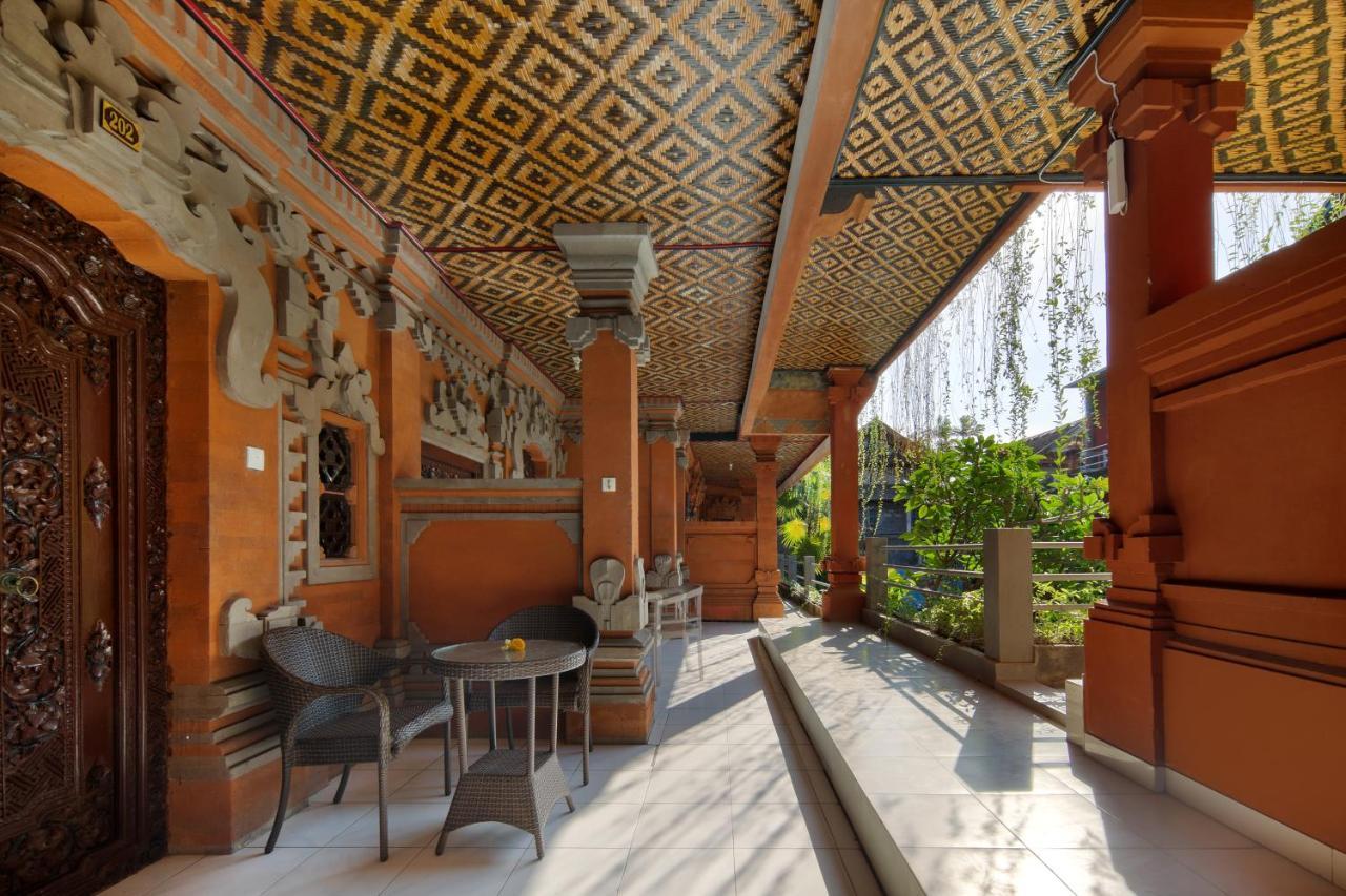 Hotel Lumbung Sari Legian Kültér fotó