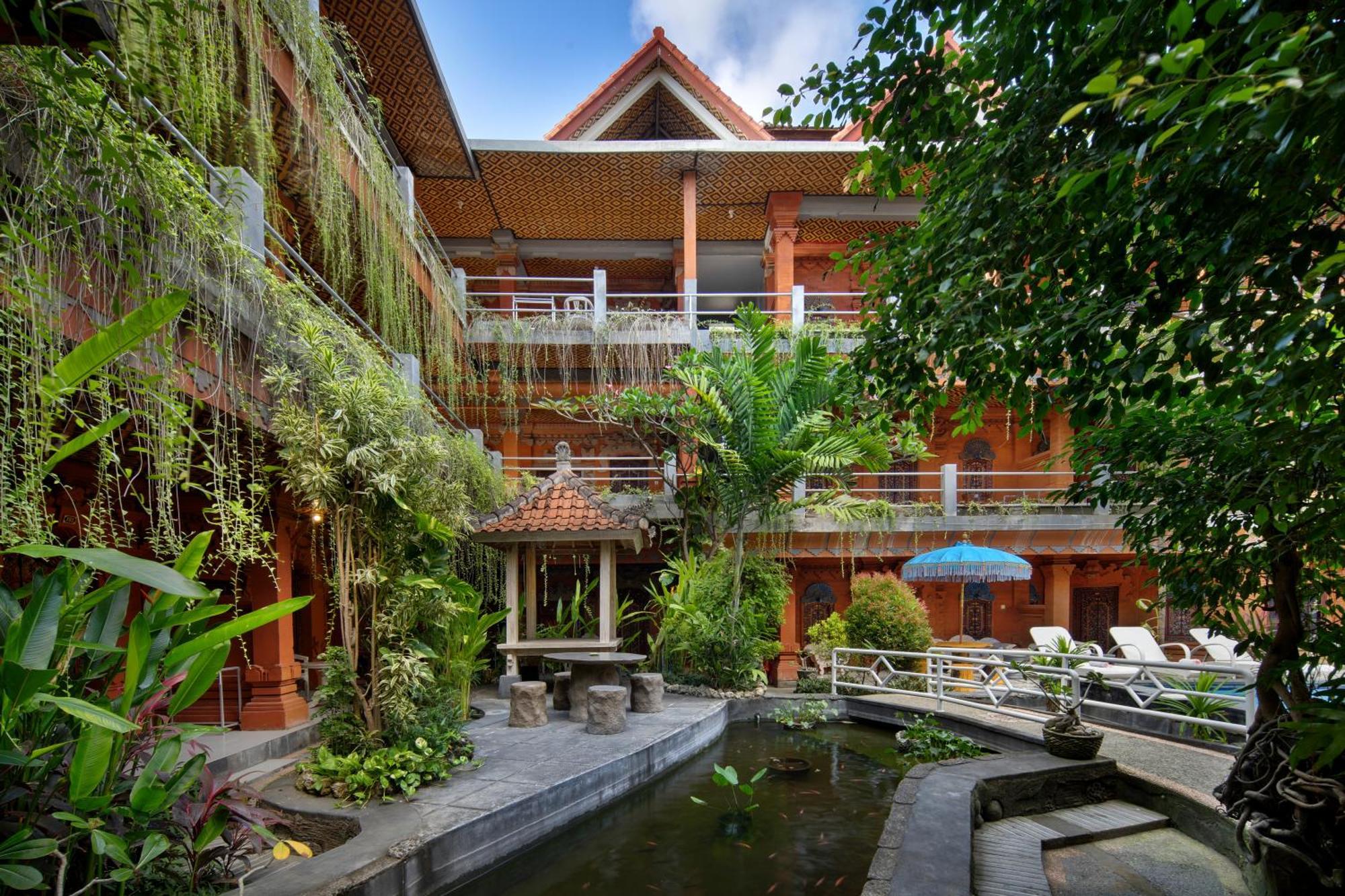 Hotel Lumbung Sari Legian Kültér fotó